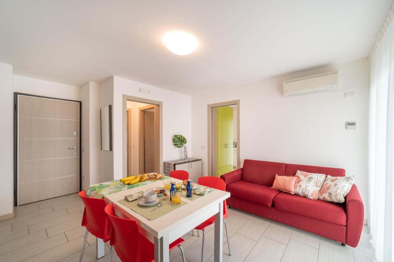 Residenza Monica Apartamento Lignano Sabbiadoro Exterior foto